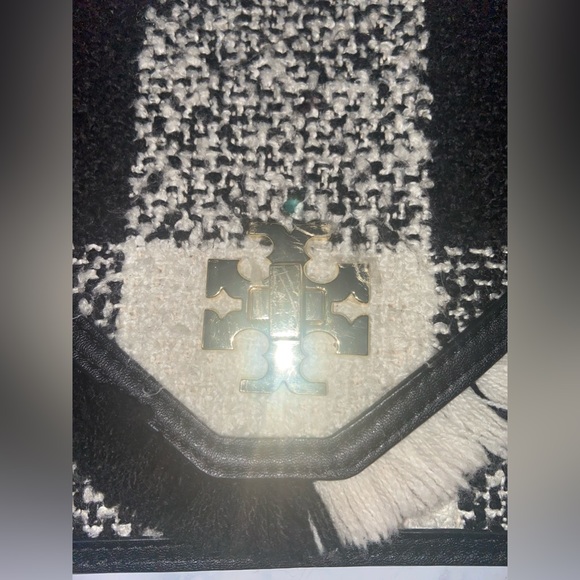 Tory Burch Kira black and white shoulder bag - Picture 8 of 10